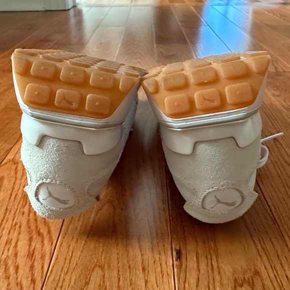 New w/o Box, Puma Platform Sneakers, White, Size 6.5 - Picture 8 of 10